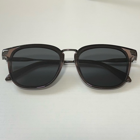 QUAY Sunglasses Unisex NO-NS 1714 BLK Jackpot Remixed ID70577 - Picture 2 of 3